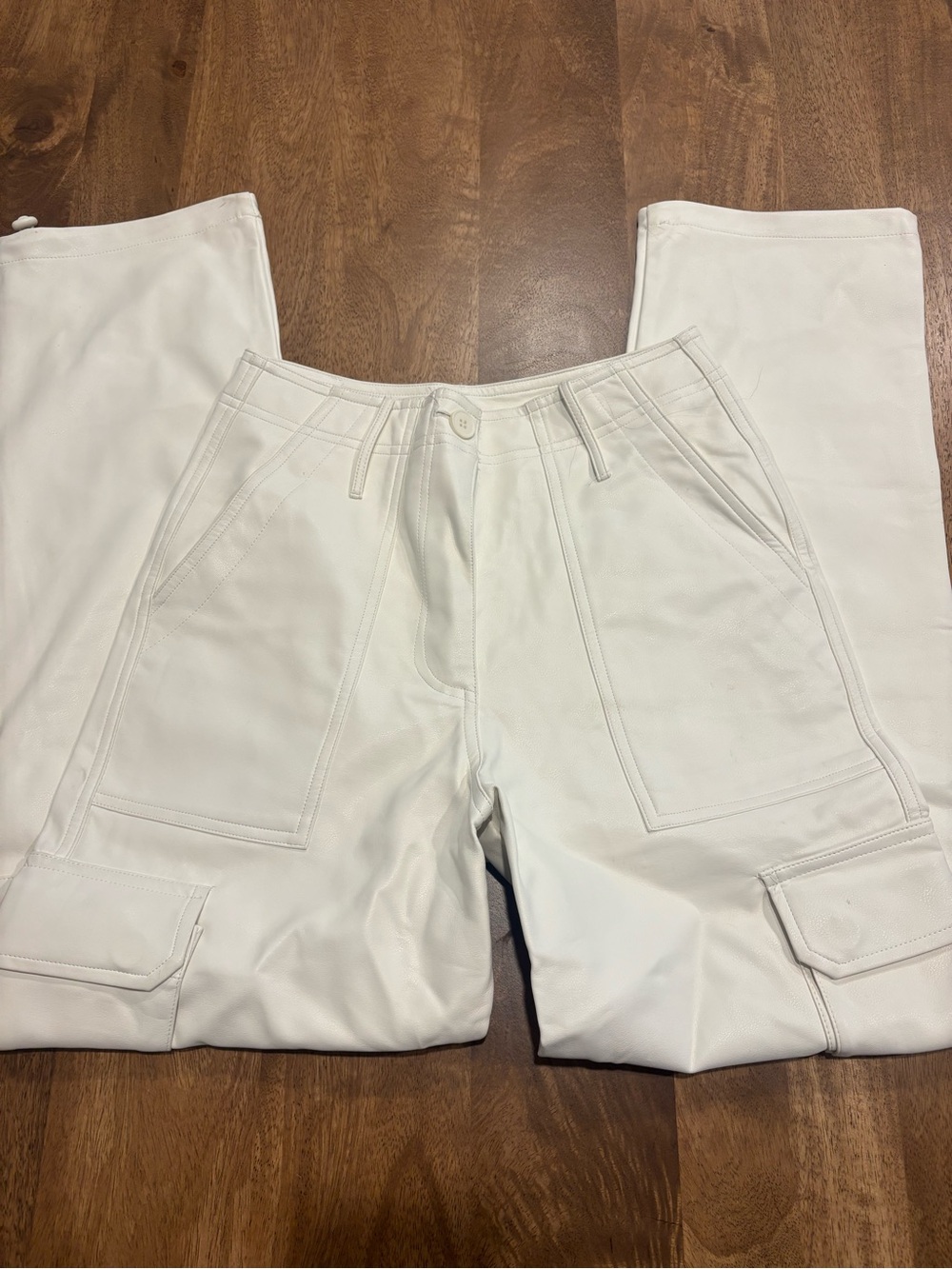 Hausen White Cargo Pocket Pants